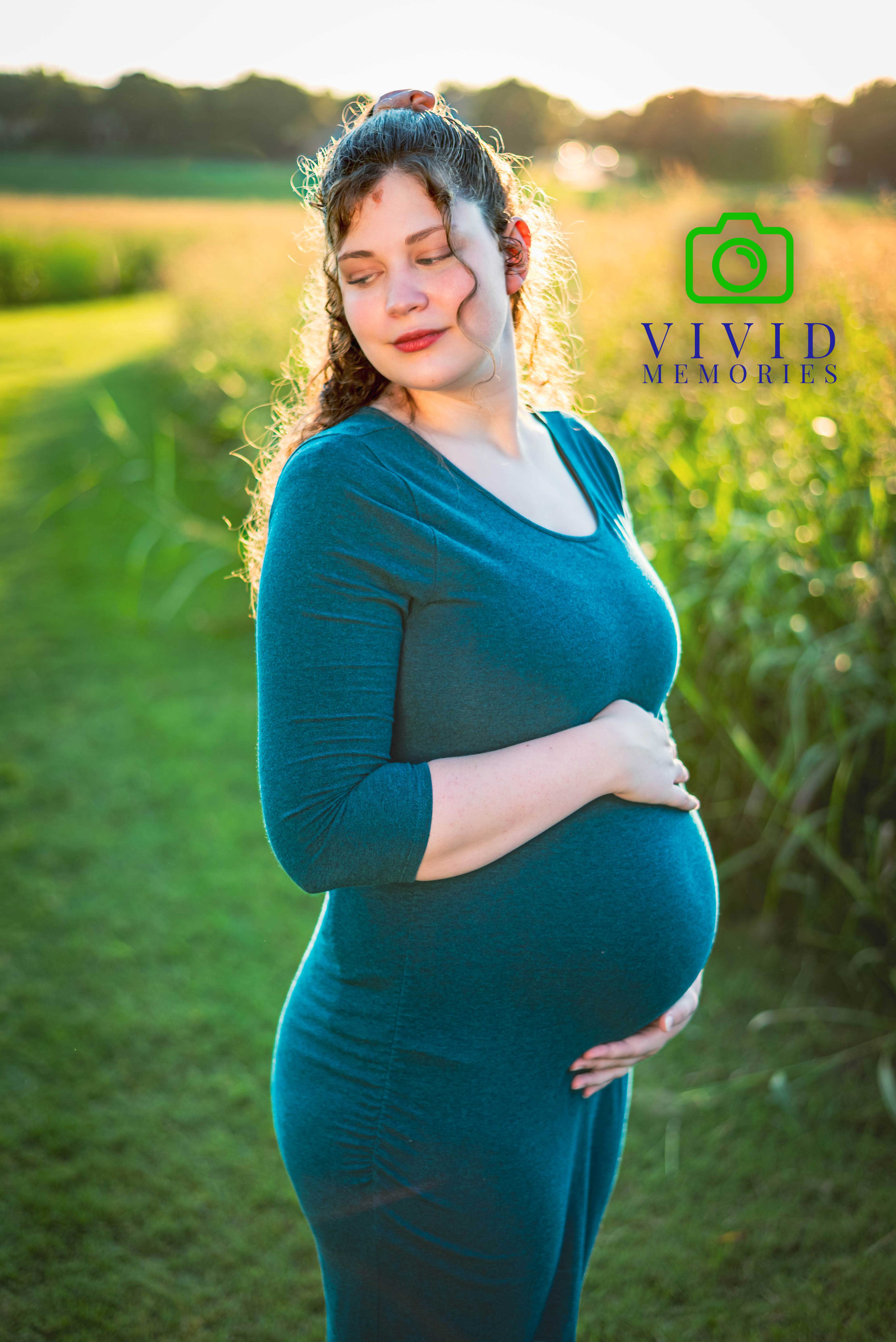 Maternity Photo 8